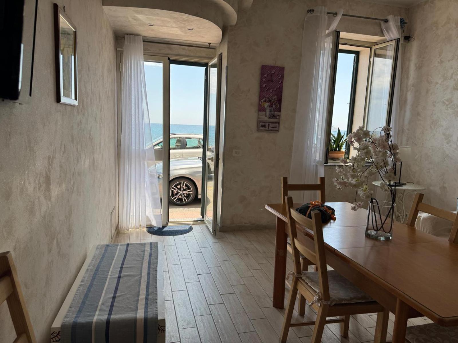 Casa Vacanza Sweet Home Giardini Naxos Luaran gambar